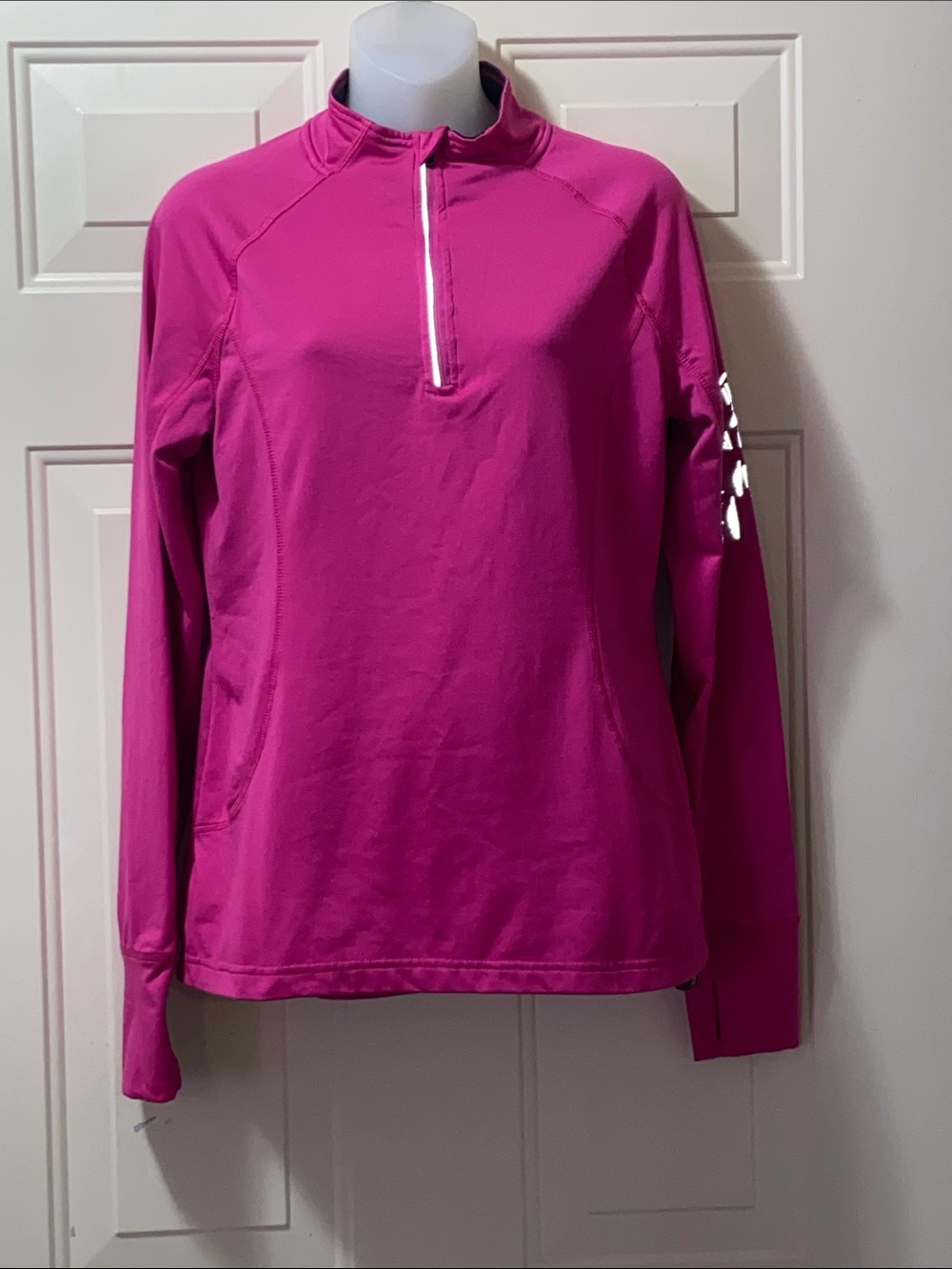 Women’s Magenta Quarter-Zip Active Pulloverr Size M